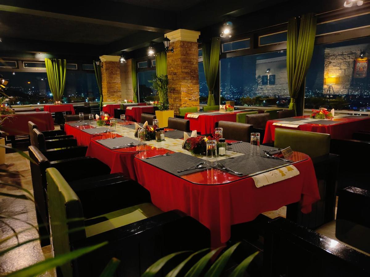 Hotel Acropolis Shillong Dış mekan fotoğraf