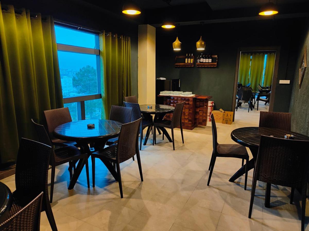 Hotel Acropolis Shillong Dış mekan fotoğraf