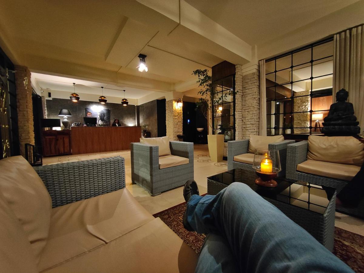Hotel Acropolis Shillong Dış mekan fotoğraf