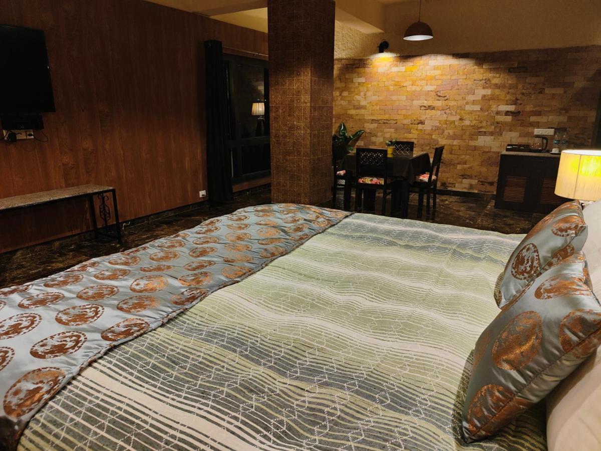 Hotel Acropolis Shillong Dış mekan fotoğraf