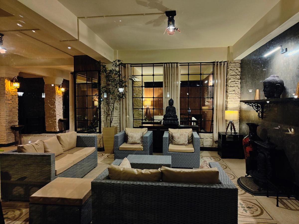 Hotel Acropolis Shillong Dış mekan fotoğraf