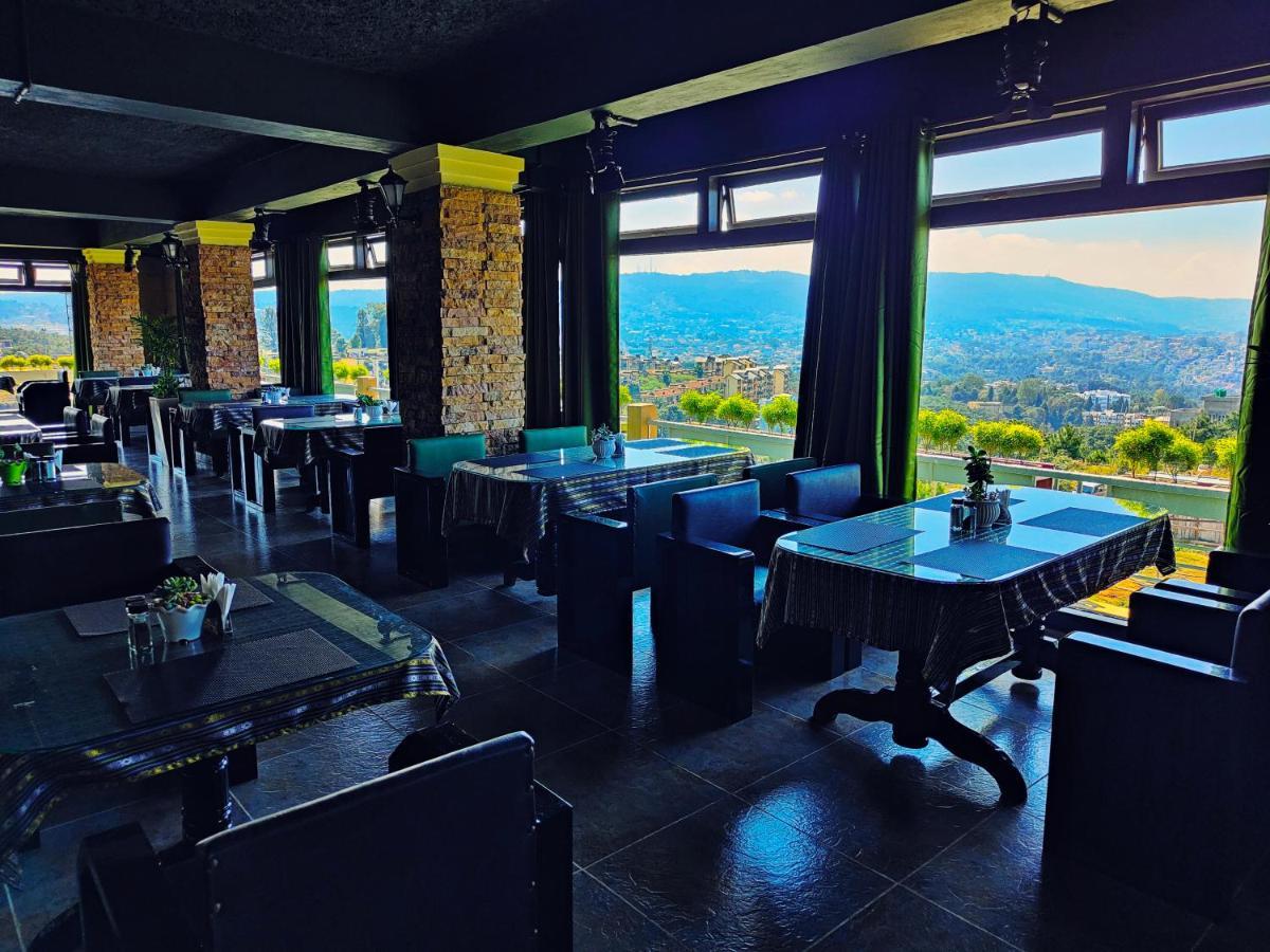Hotel Acropolis Shillong Dış mekan fotoğraf